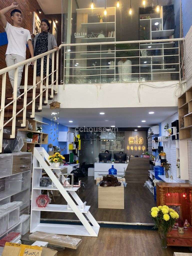 Cho thuê nhà NCMT Đặng Văn Ngữ, Phú Nhuận. DT 4x18m, 5 tầng