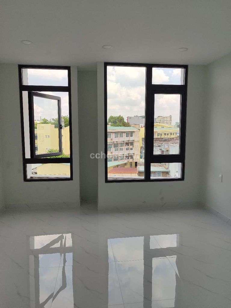 https://batdongsan.blob.core.windows.net/cchouse/Property/202506/3dbc7776-f5b1-4bcd-a892-72f64acbc2e1.jpg