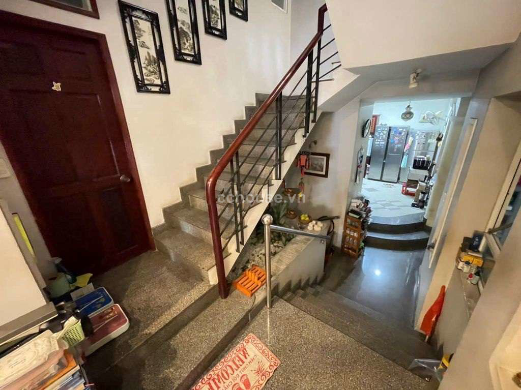 Biệt thự MT Đường Số 47, Tân Quy, Q7. DT 8x20m, hầm 4 tầng