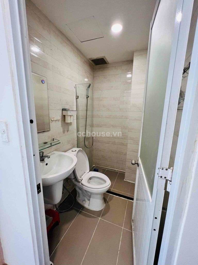 https://batdongsan.blob.core.windows.net/cchouse/Property/202506/4e9f451c-676f-4894-8cbf-3b5b6c8fac93.jpg