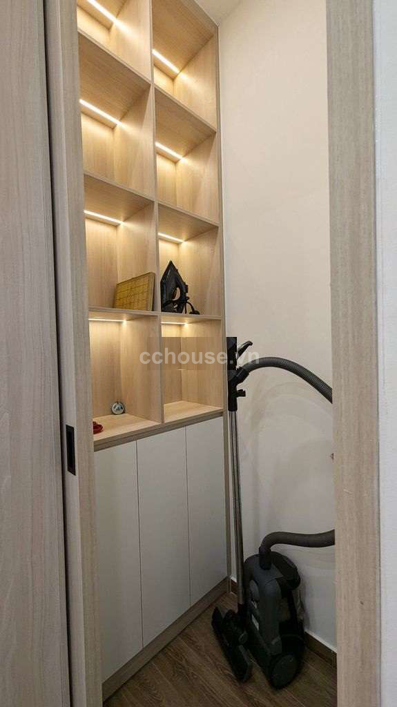 Bán nhà mới 100% Nguyễn Duy Dương, P4, Q10. DT 3x10m, 4 tầng ST