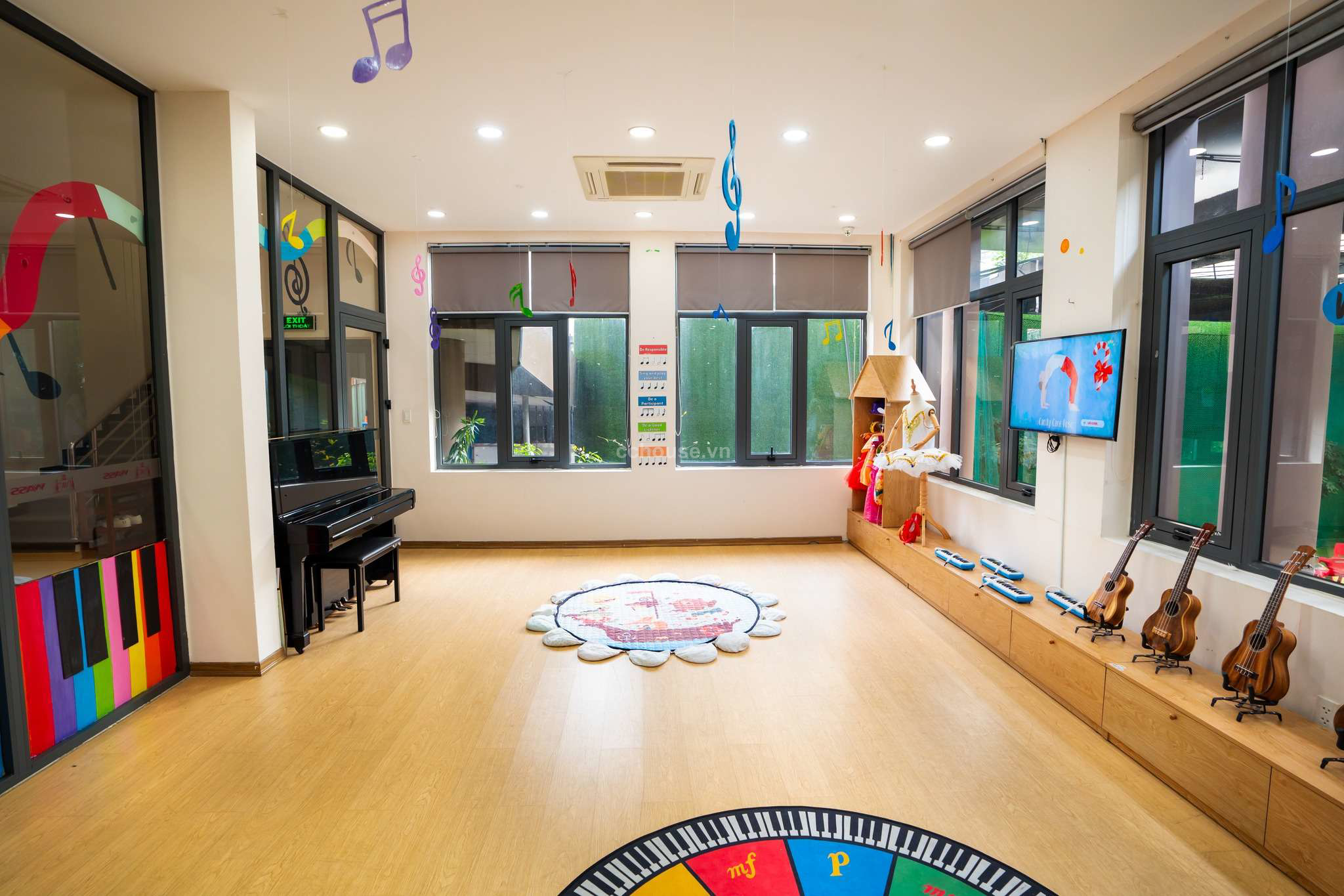 Cho thuê NCMT Điện Biên Phủ, P.Võ Thị Sáu, Q3. DT 15x30m, 4 tầng