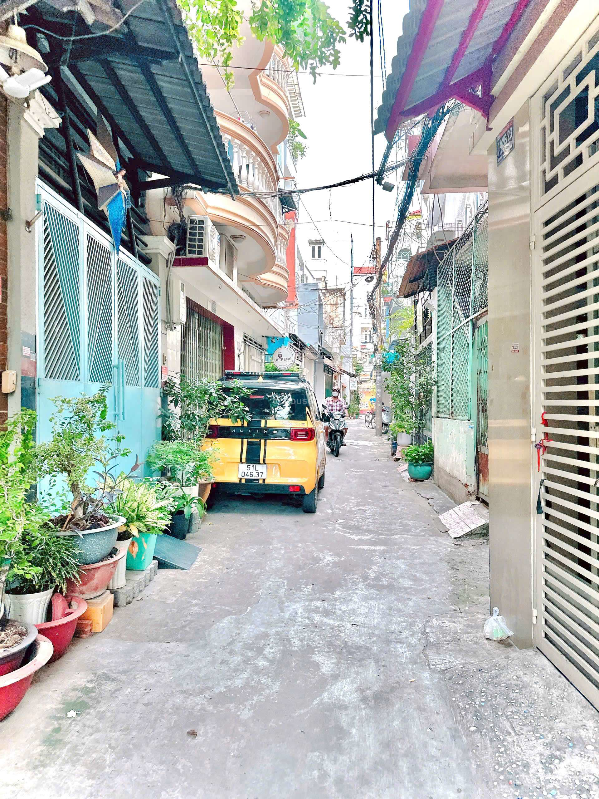 Bán nhà HXH khu Phan Xích Long, P2, Phú Nhuận. DT 5.35x18m, 5 tầng
