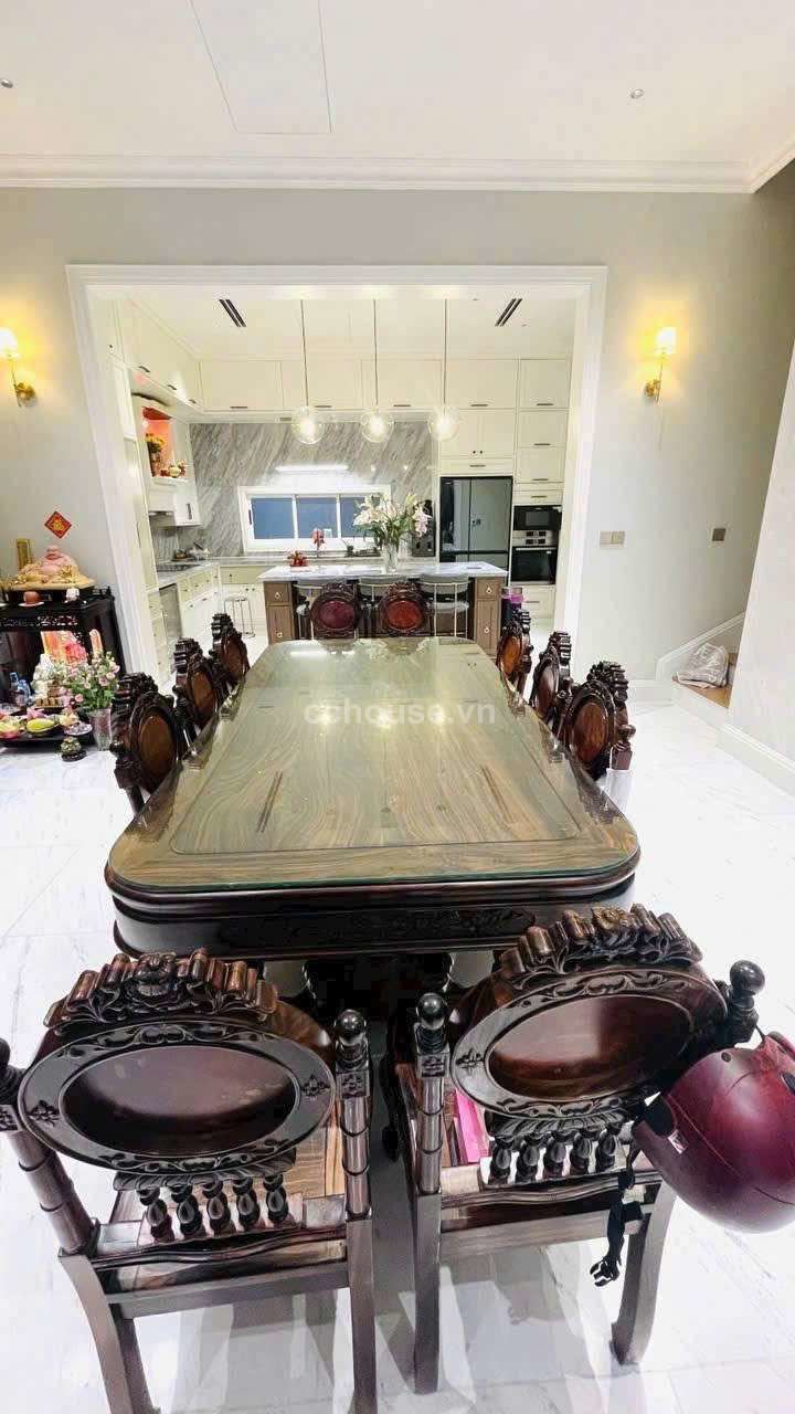 Bán nhà 22-24 Nguyễn Văn Thủ, P. Đa Kao, Quận 1. Diện tích 8.3m x 18m