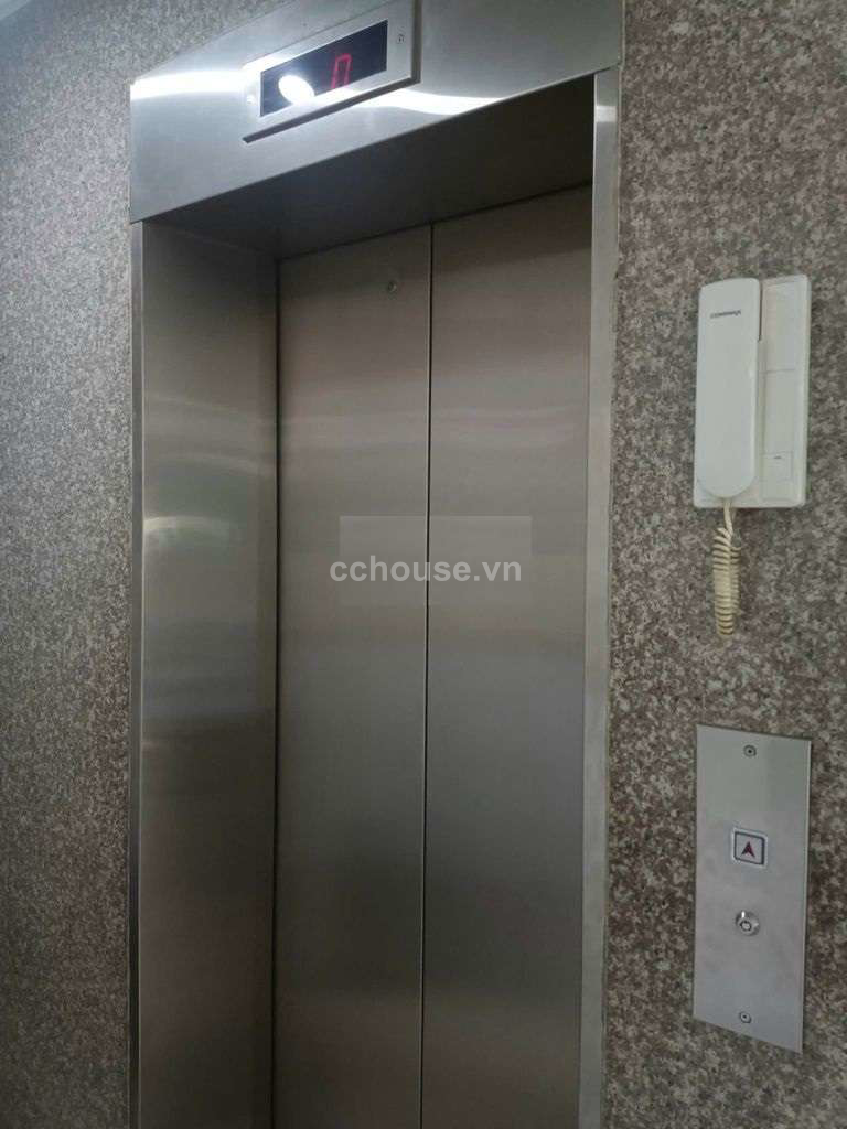 Bán tòa nhà MT Điện Biên Phủ, P11, Q10. DT 3.45x18.45m, 6 tầng ST