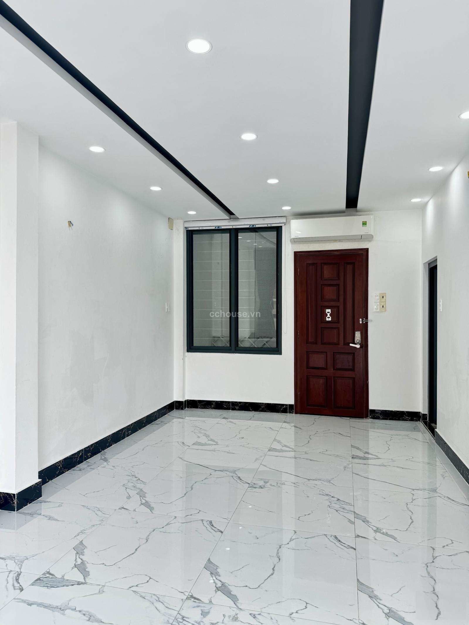 Bán tòa nhà hẻm 212A3 Nguyễn Trãi, Q1. DT 5x9m, hầm 7 tầng