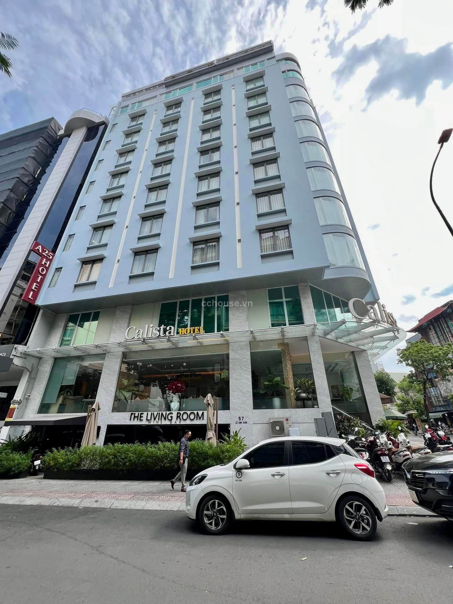 Góc 2 mặt tiền 247-249 Lý Tự Trọng Phường Bến Thành Quận 1 ,Kết cấu : Hầm + 10 Tầng 