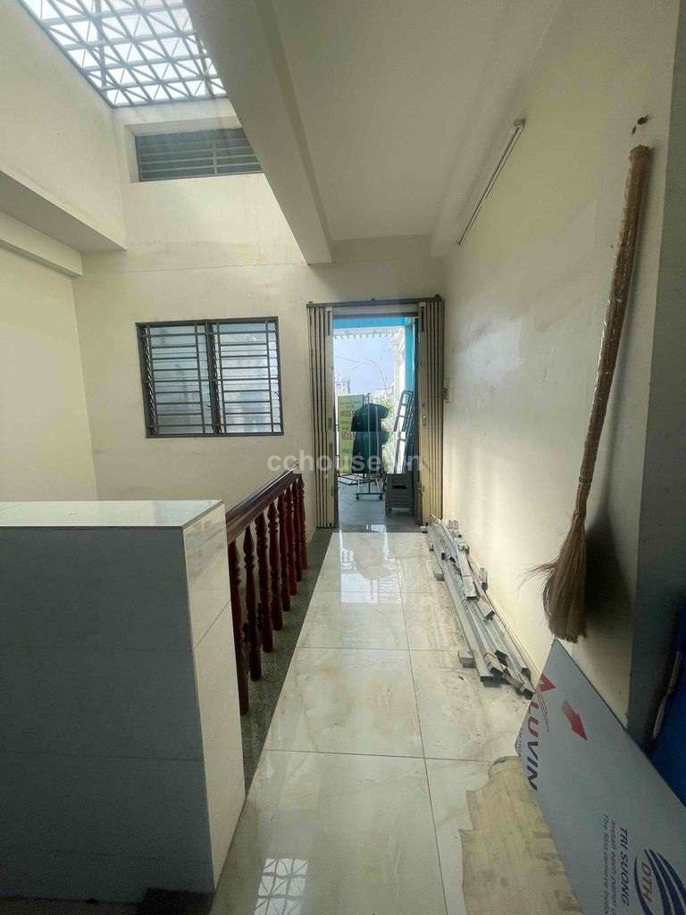 NHÀ HẺM 10M LÝ THƯỜNG KIỆT QUẬN 10, DT: 64M² (4x16), KC: TRỆT 3 LẦU ST, HĐT: 27TR/TH, GIÁ: 18 TỶ