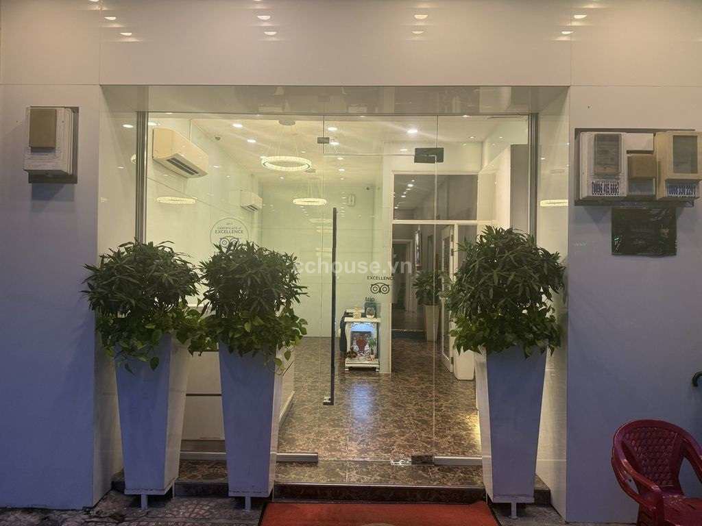 Cho thuê nhà MTKD Hàm Nghi, Quận 1. DT 4x17m, 3 tầng