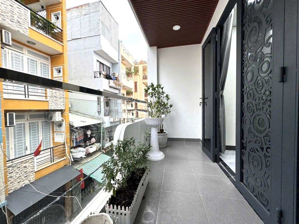 Bán nhà HXH 91 Nguyễn Trọng Tuyển, Phú Nhuận. DT 3.8x15m, 4 tầng ST