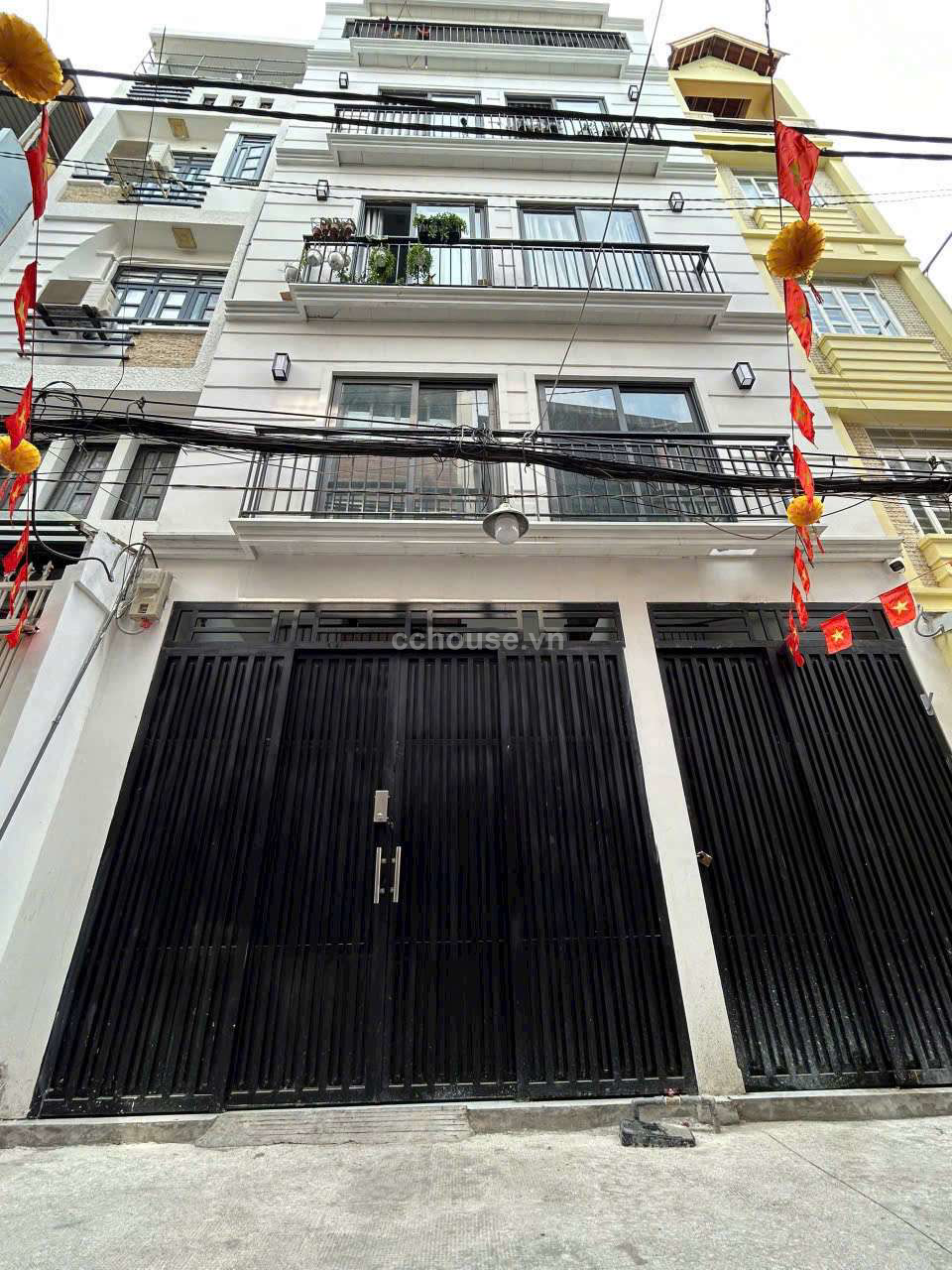 CHDV Hẻm Xe Hơi ngay trung Tâm Q3