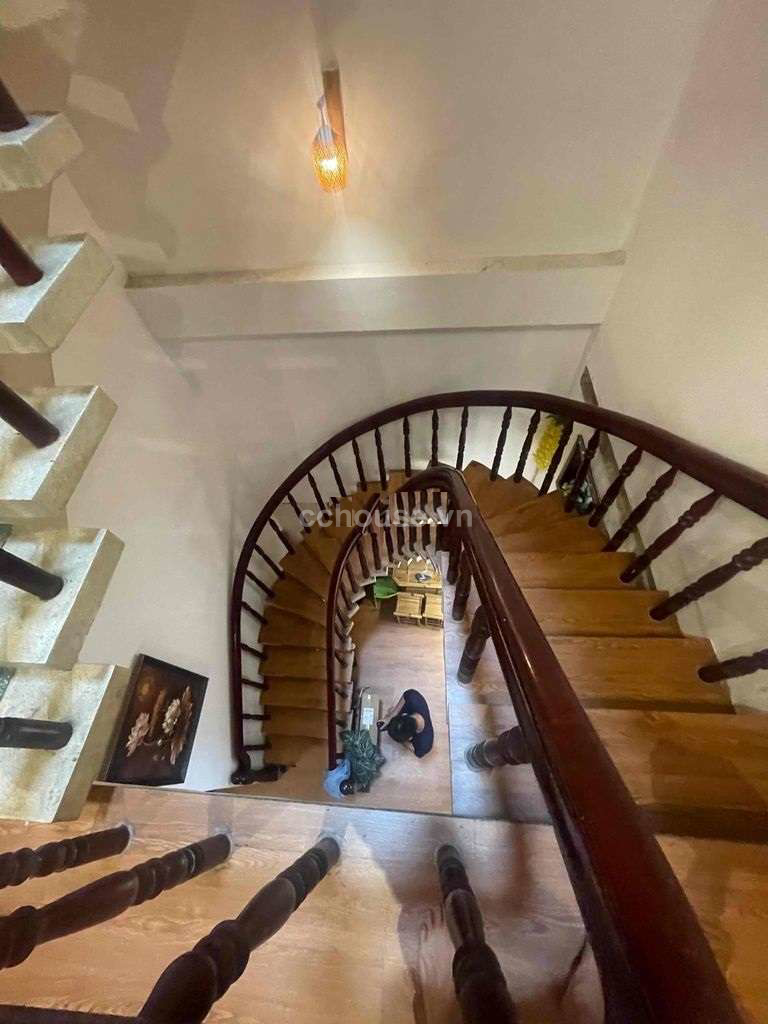 NHÀ HẺM 10M LÝ THƯỜNG KIỆT QUẬN 10, DT: 64M² (4x16), KC: TRỆT 3 LẦU ST, HĐT: 27TR/TH, GIÁ: 18 TỶ