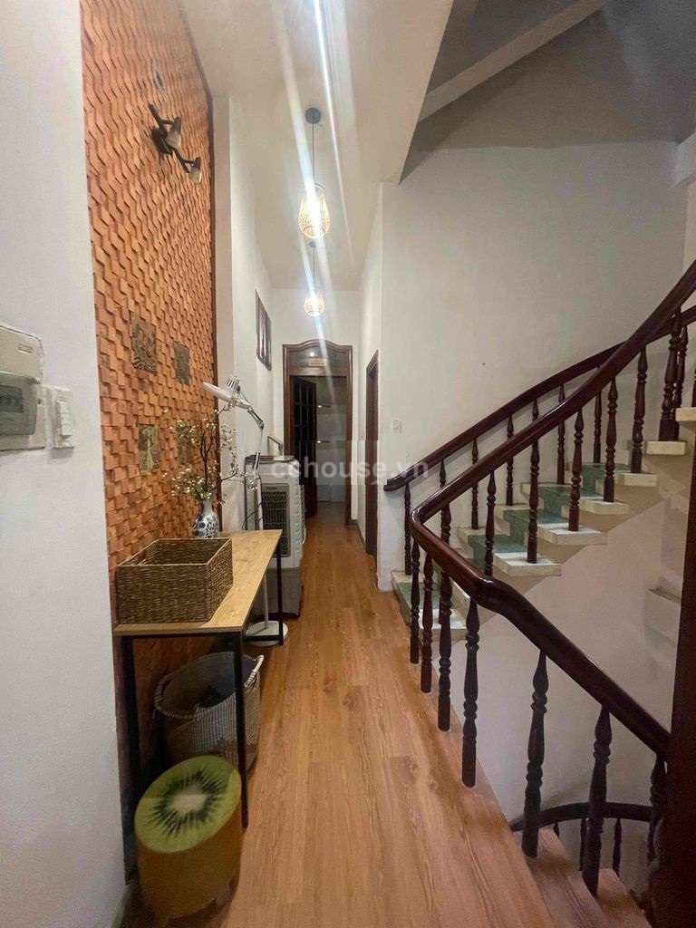 NHÀ HẺM 10M LÝ THƯỜNG KIỆT QUẬN 10, DT: 64M² (4x16), KC: TRỆT 3 LẦU ST, HĐT: 27TR/TH, GIÁ: 18 TỶ
