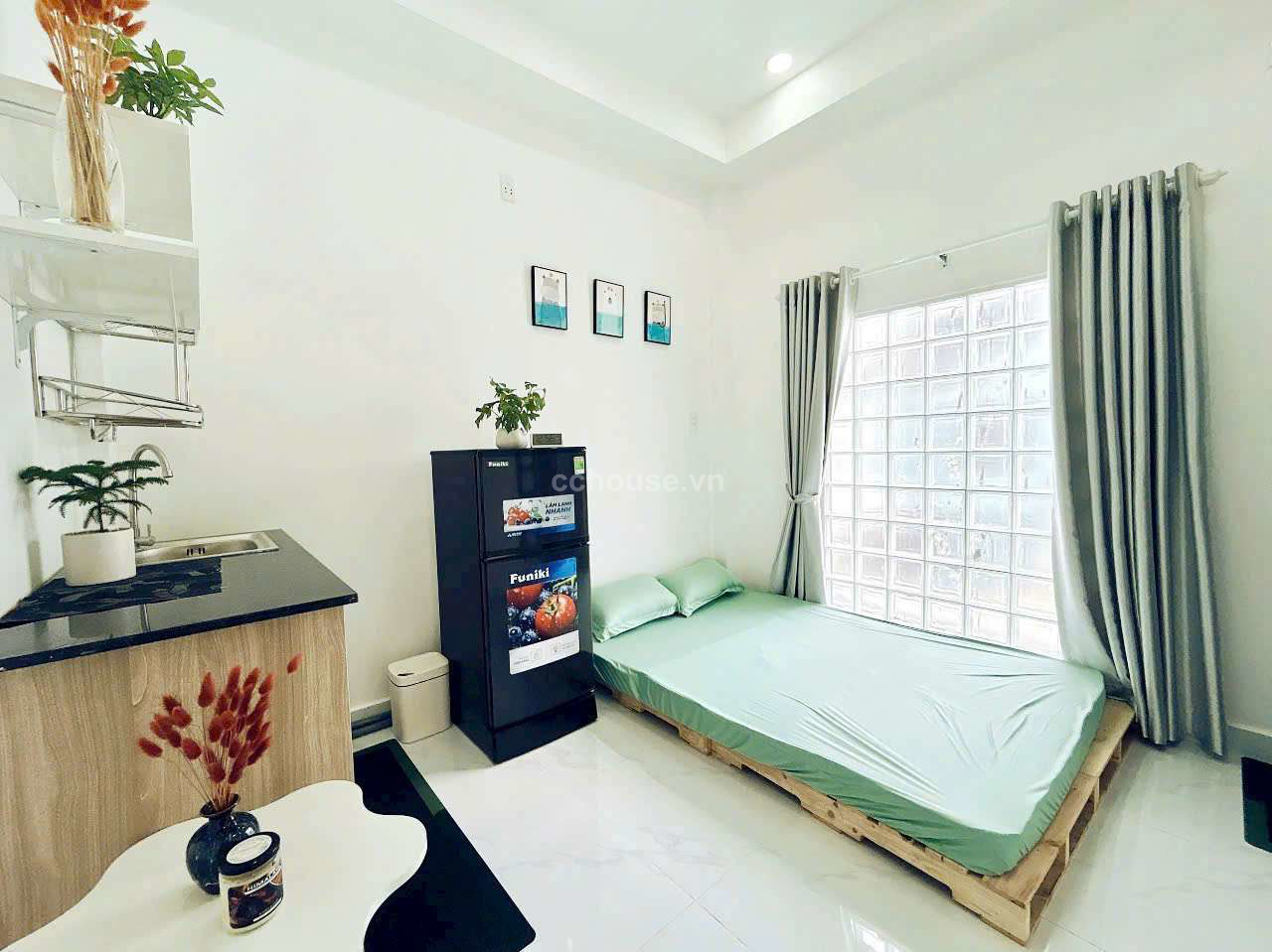 Toà CHDV siêu phẩm Q3 .Cách mặt tiền vài bước chân .