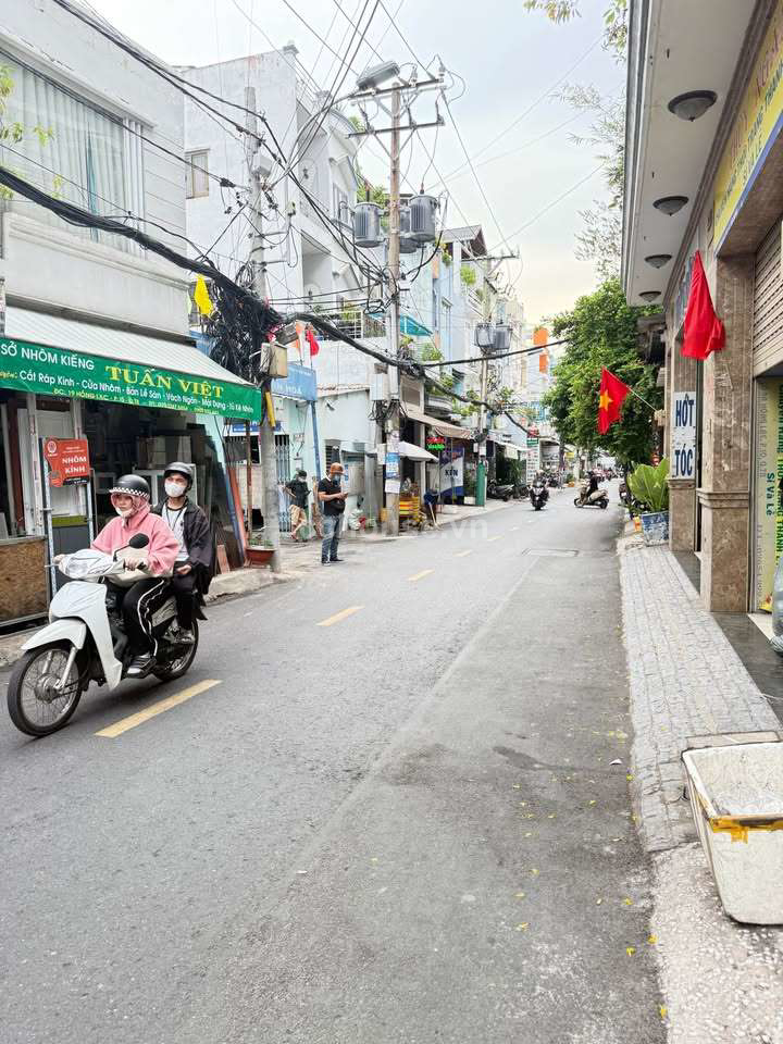 Ban-nha-MTKD-Hong-Lac-P10-Tan-Binh-DT-42x15m-3-tang-id7481