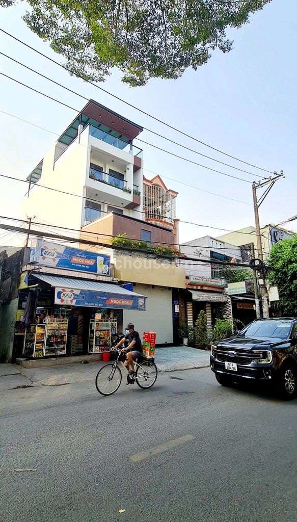 Bán nhà MT Thống Nhất, P13, Gò Vấp. DT 5x18m, 4 tầng ST