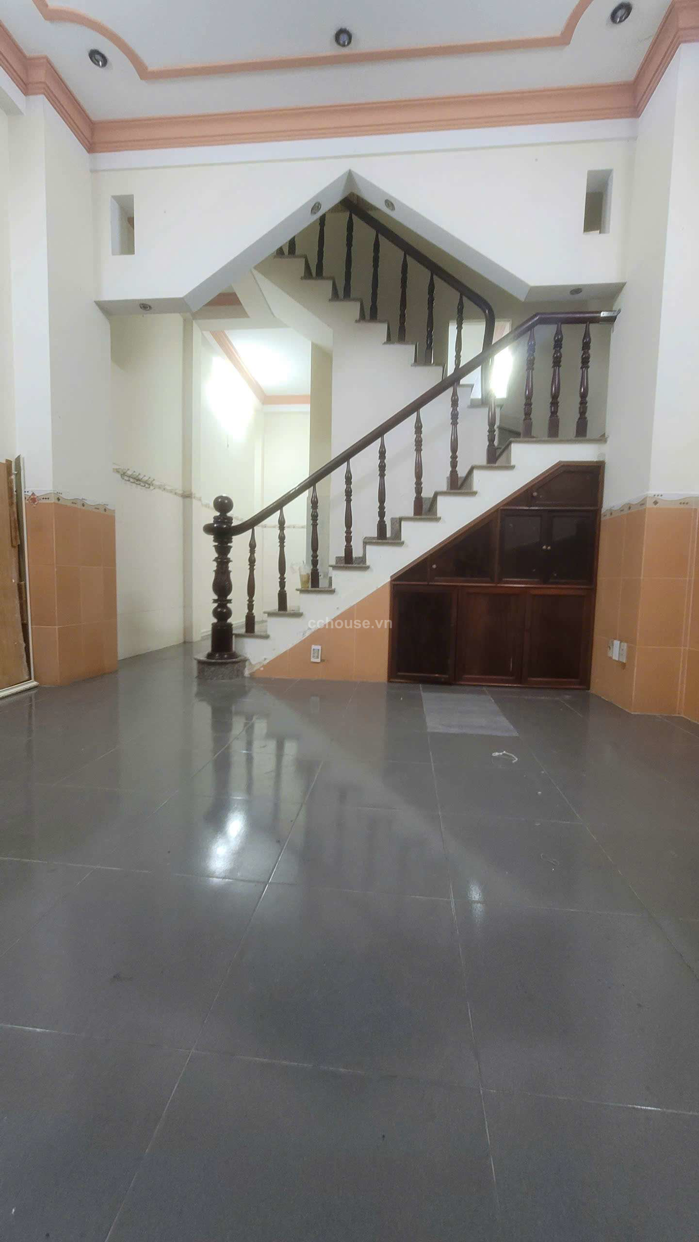 https://batdongsan.blob.core.windows.net/cchouse/Property/202506/fe51040a-727f-4400-8737-8f0f5fcd7ec6.jpg