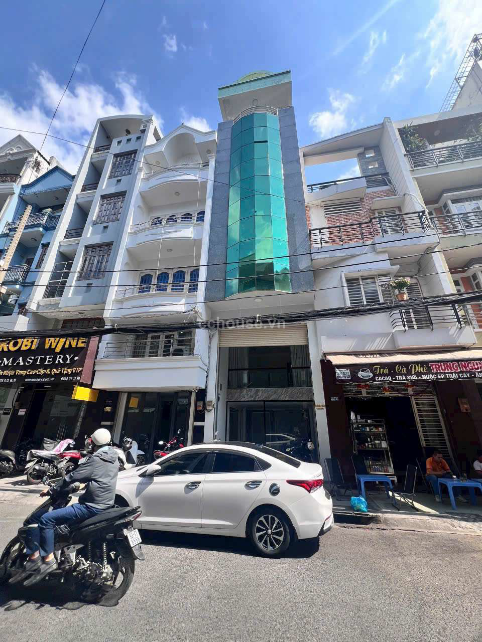 NHÀ HẺM ĐƯỜNG CÁCH MẠNG THÁNG 8 QUẬN 10, DT: 64M2 (4X16), KC: 7 TẦNG, HĐT: 80-90TR/THÁNG, GIÁ: 26 TỶ