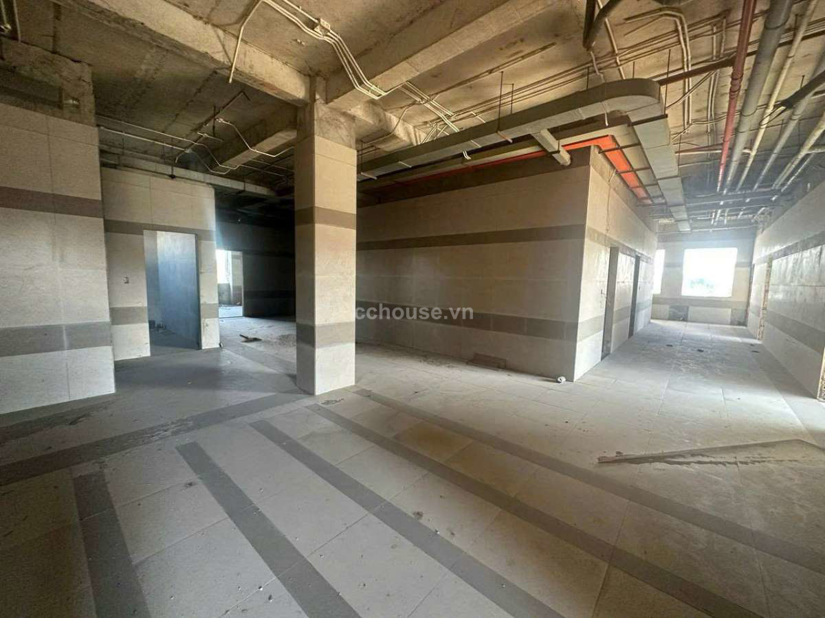 Chuyển Nhuợng Bệnh Viện Đông Sài Gòn TP Thủ Đức ,DT đất: 1,249.80 m2; DT sàn: 3,618,15 m2