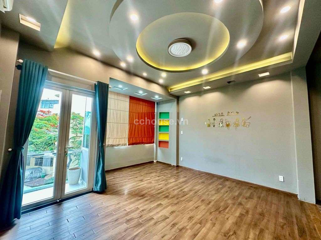 Cho thuê nhà NCMT Trần Khánh Dư, P.Tân Định. DT 5x10m, 3 tầng