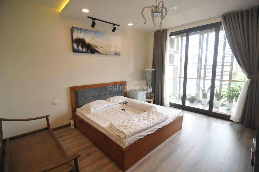 Tòa nhà HXH Điện Biên Phủ, P.Gia Định. DT 4.1x27m, 7 tầng