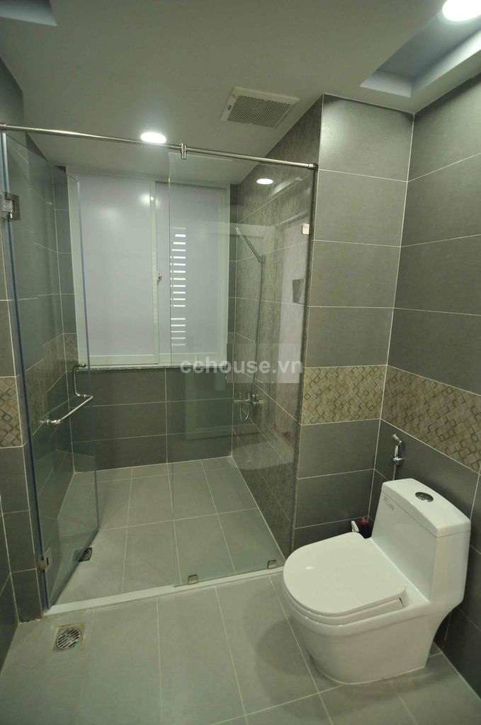 Tòa nhà HXH Điện Biên Phủ, P.Gia Định. DT 4.1x27m, 7 tầng