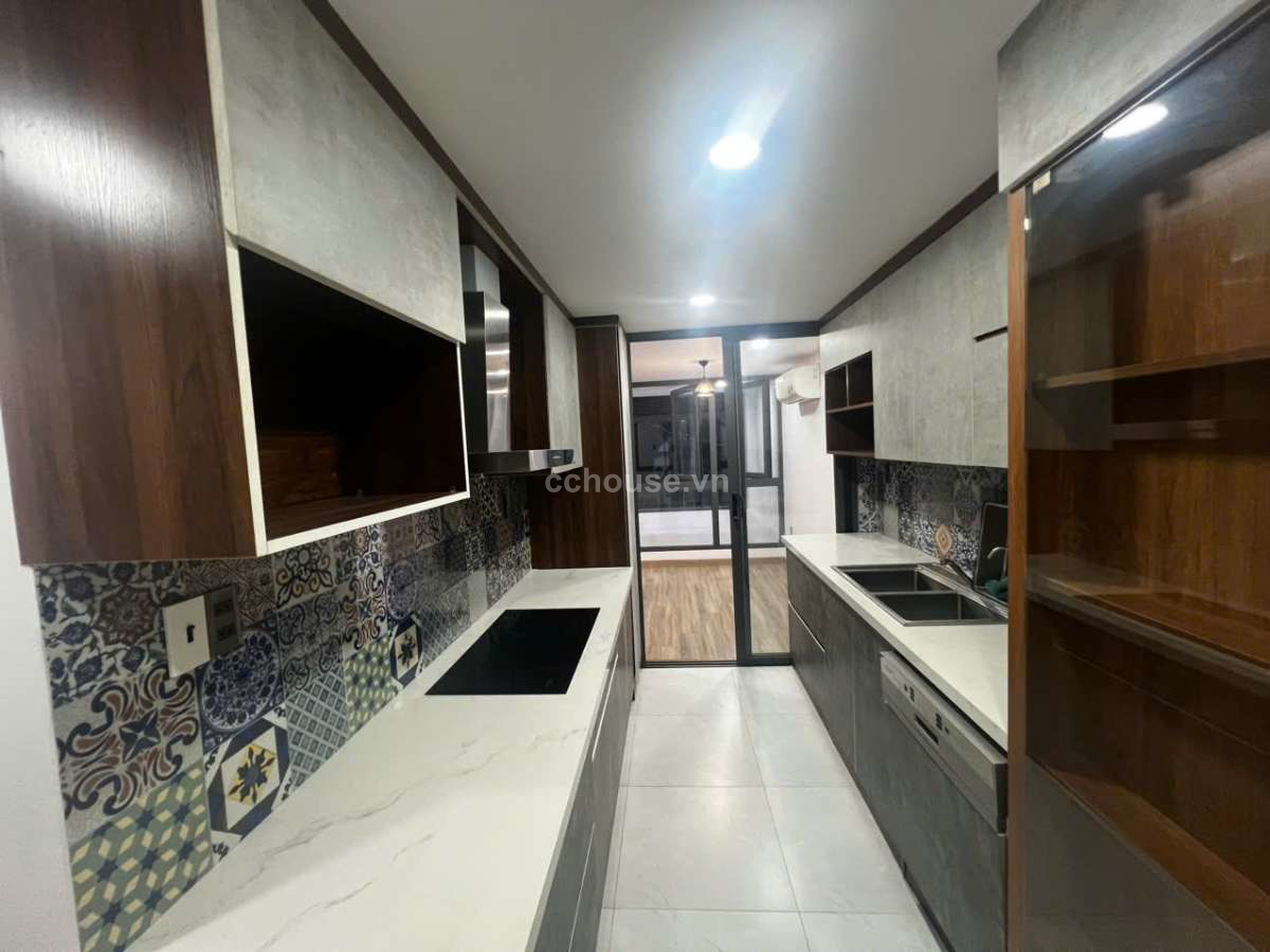 BÁN GẤP NHÀ ĐẸP  ĐƯỜNG THÀNH THÁI, 3.6*12M, 4 TẦNG, GIÁ 11.4 TỶ