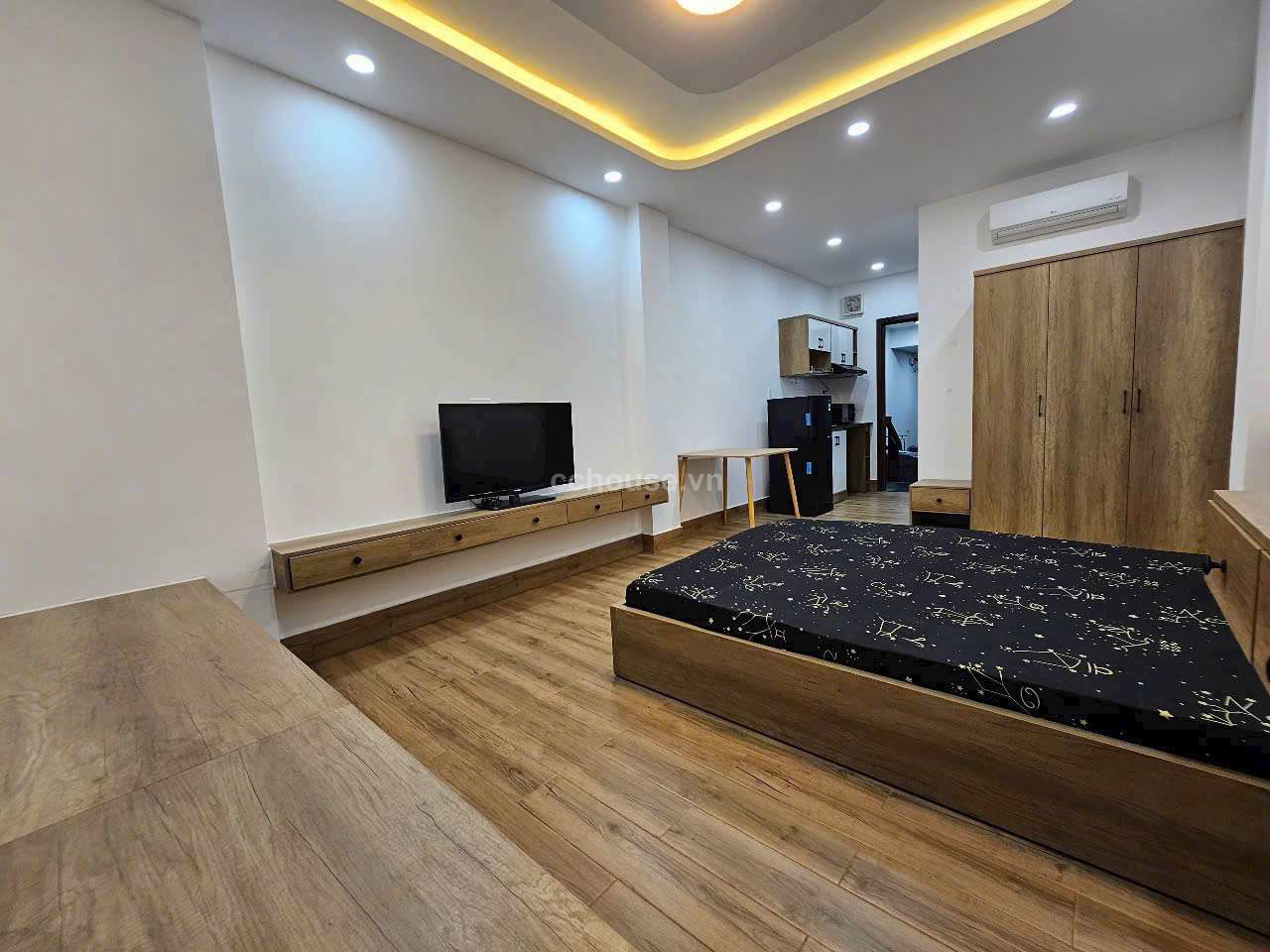 Bán nhà HXH Nơ Trang Long, P7, Bình Thạnh. DT 77m2, 5 tầng ST