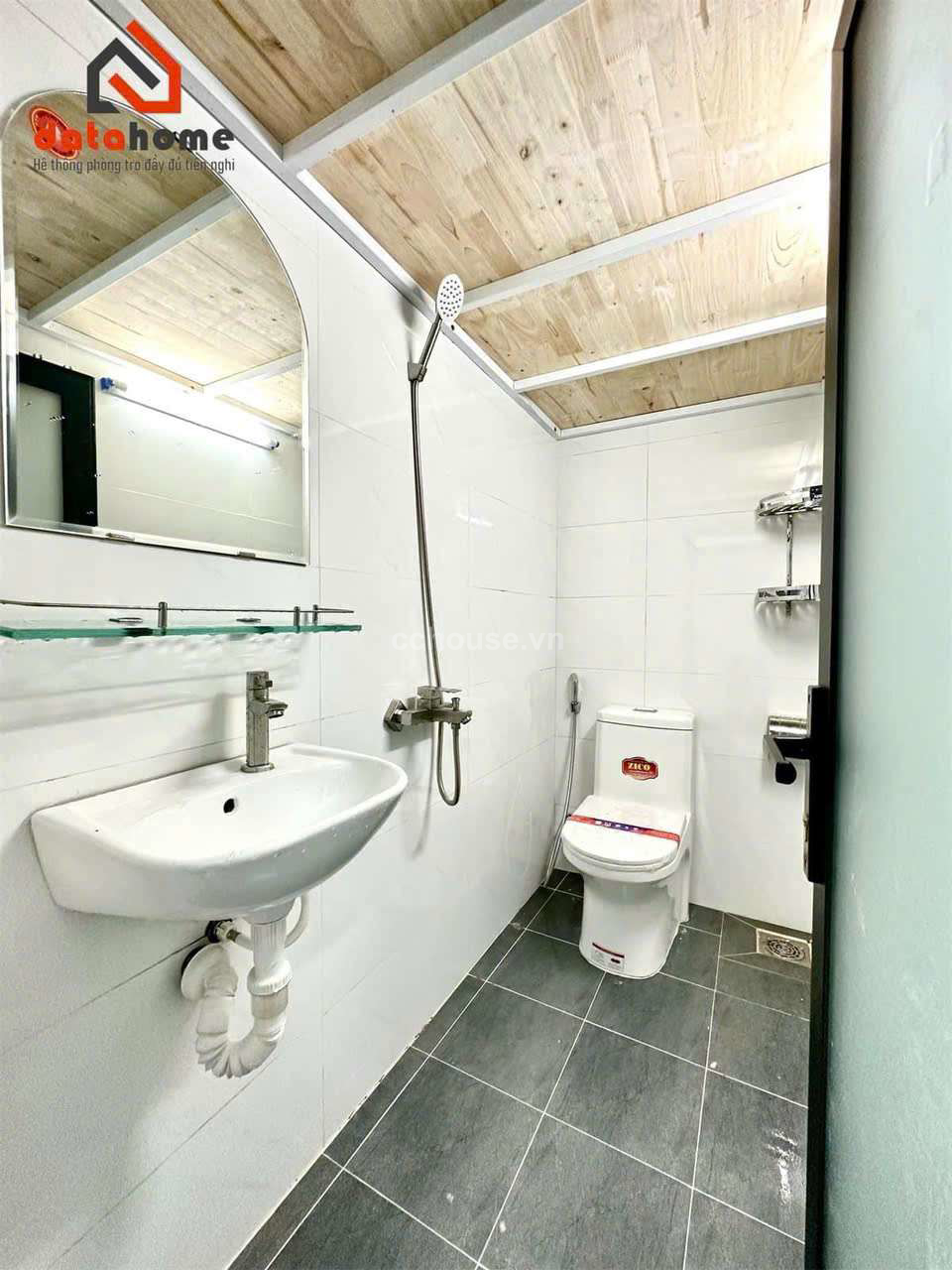 Bán nhà 3 mặt hẻm Lê Đức Thọ, P.Hạnh Thông. DT 4.5x17m, hầm 6 tầng
