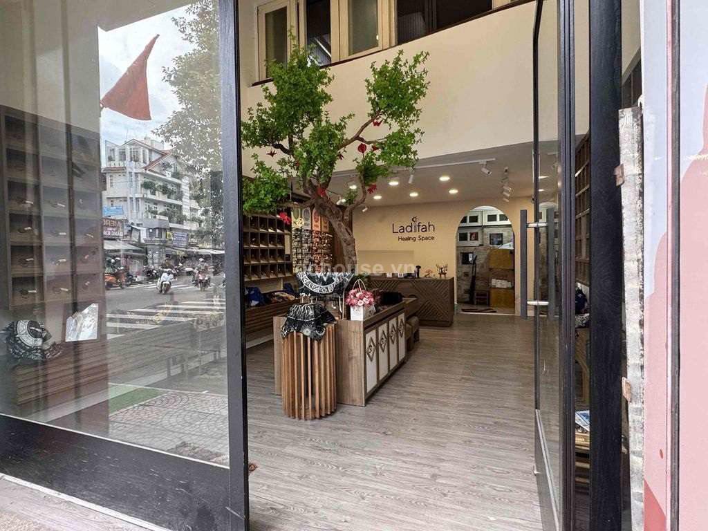 Cho thuê MBKD Bùi Thị Xuân, P.Bến Thành. DT 4.2mx12m