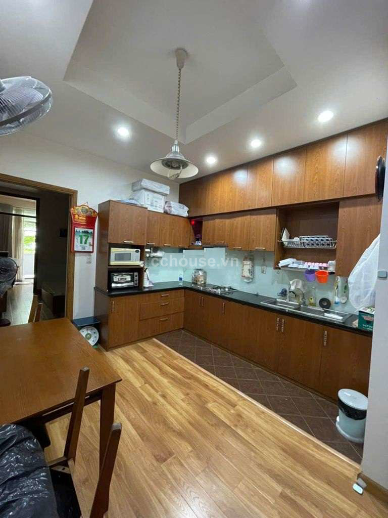 NHÀ HẺM ĐƯỜNG 3/2, QUẬN 10, DT: 3.61 X 18.3M, KC: TRỆT 4 LẦU ST, GIÁ: 18.5 TỶ