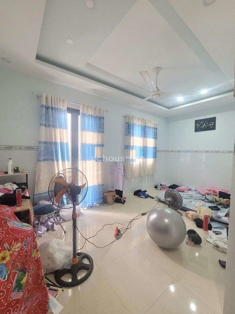 Bán nhà MT Lê Lai, P.Bảy Hiền. DT 4.5x16m, 3 tầng ST