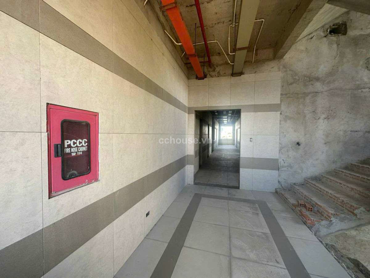 Chuyển Nhuợng Bệnh Viện Đông Sài Gòn TP Thủ Đức ,DT đất: 1,249.80 m2; DT sàn: 3,618,15 m2