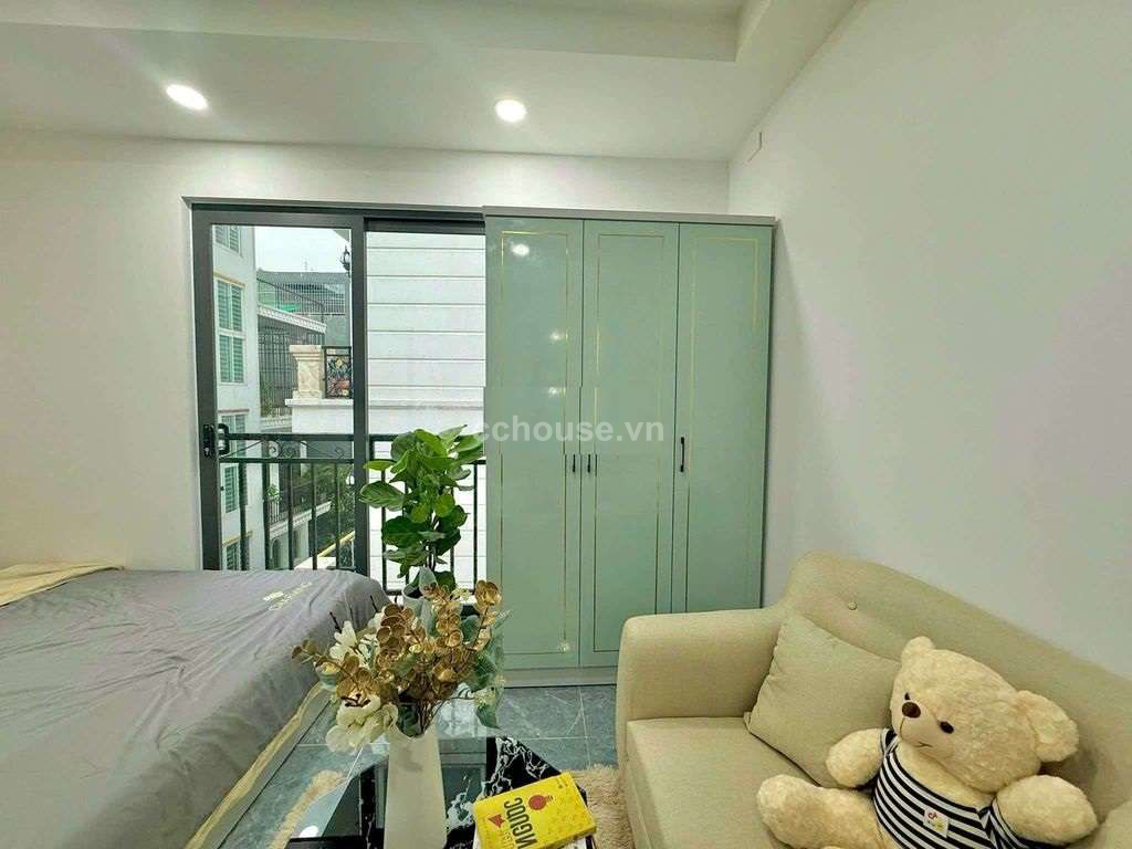 Bán nhà MT Lê Lai, P.Hạnh Thông. DT 5x18m, 5 tầng ST thang máy