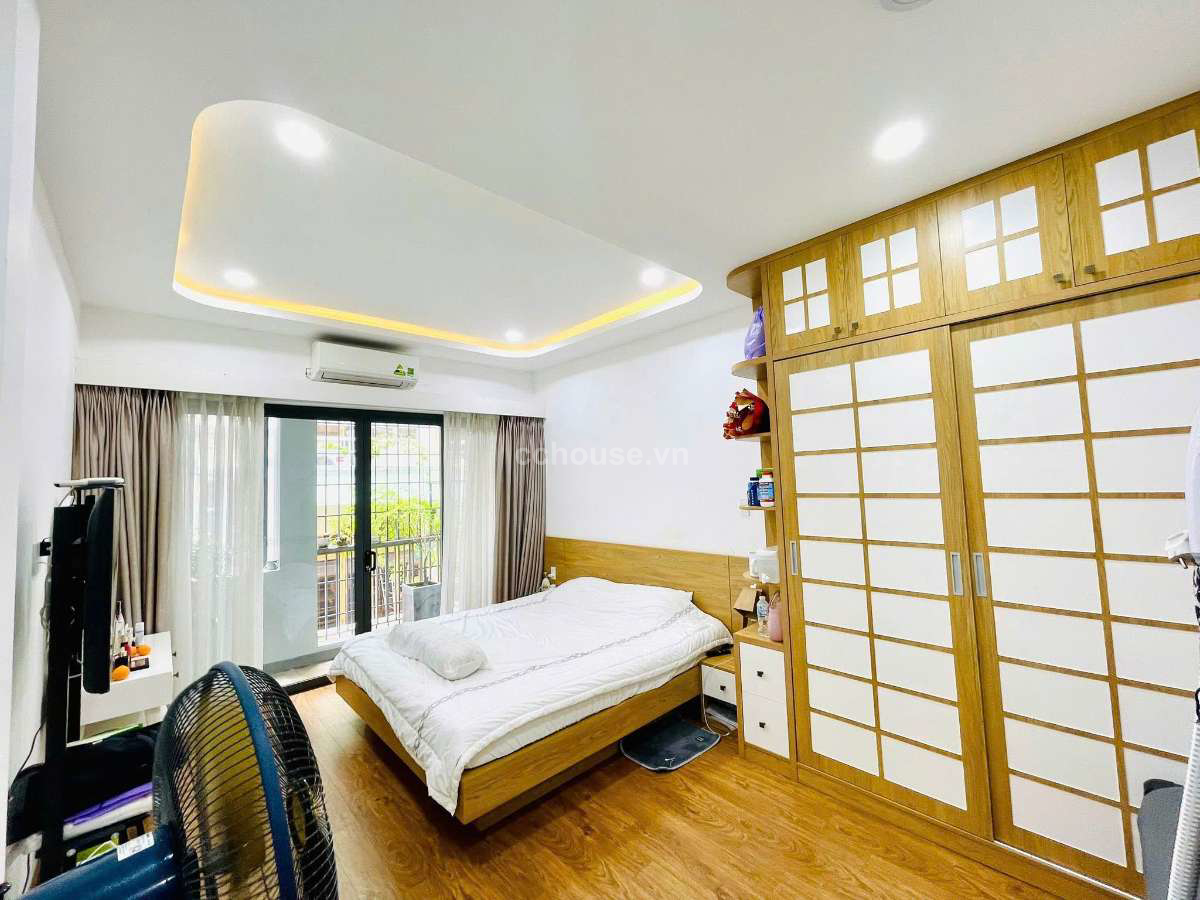Nhà hẻm Xe hơi ngay Nguyễn Đình chiểu Q.3
