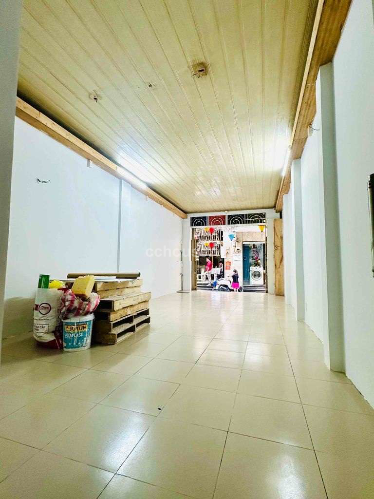 Cho thuê nhà HXH 283 Phạm Ngũ Lão, P.Bến Thành. DT 4x14m, 3 tầng