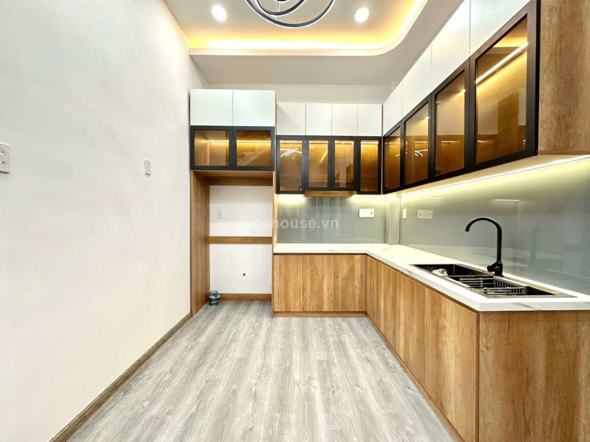 Bán nhà HXH Nguyễn Duy Dương, P.Vườn Lài. DT 12.1x4.5m, 4 tầng