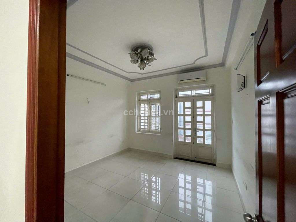 Cho thuê nhà 2MT Phan Văn Trị, P.Hạnh Thông. DT 4x20m, 4 tầng