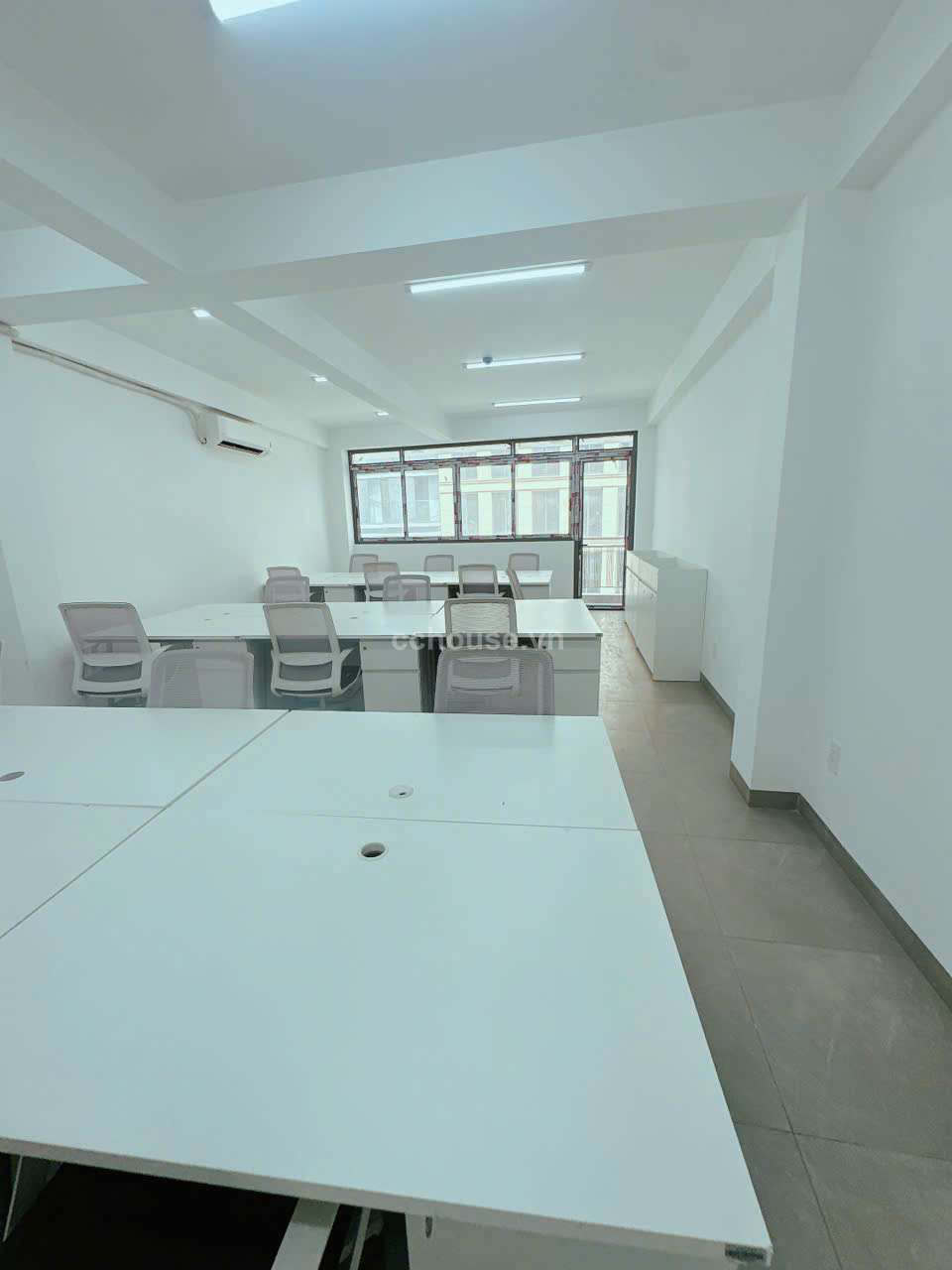 Tòa nhà MT Trương Quốc Dung, P.Phú Nhuận. DT 5.9x20m, hầm 7 tầng