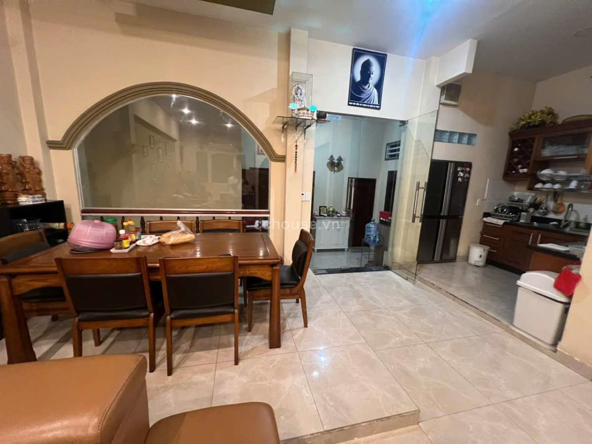 Biet-Thu-Ngay-Trung-Tam-Q10--Ngang-115m-id9260