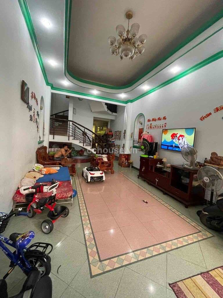 https://batdongsan.blob.core.windows.net/cchouse/Property/202507/d9e657a8-7ee0-4e3e-97ec-9cce83915933.jpg