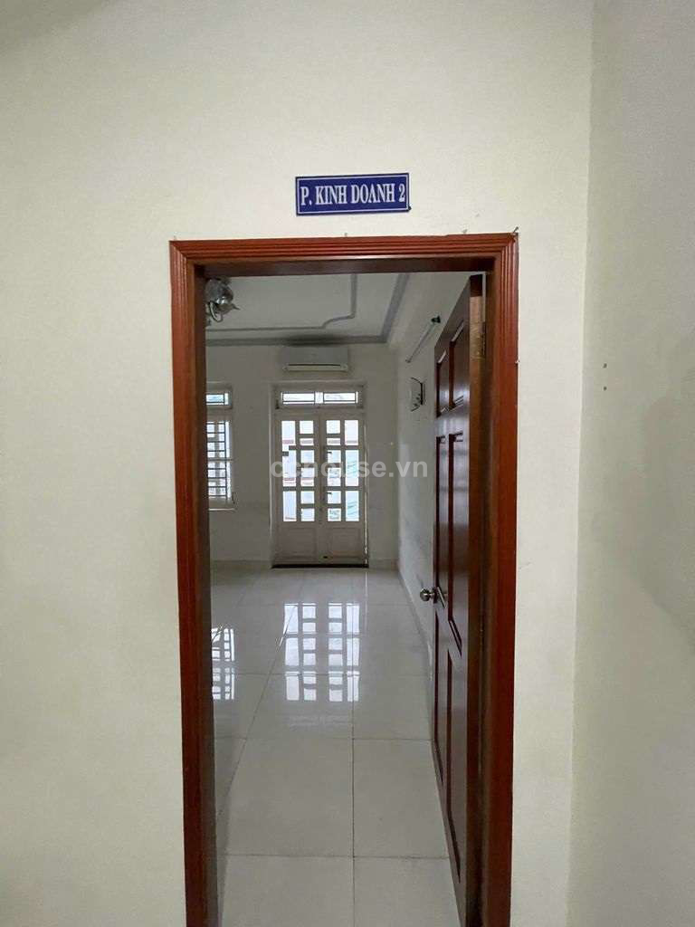 Cho thuê nhà 2MT Phan Văn Trị, P.Hạnh Thông. DT 4x20m, 4 tầng