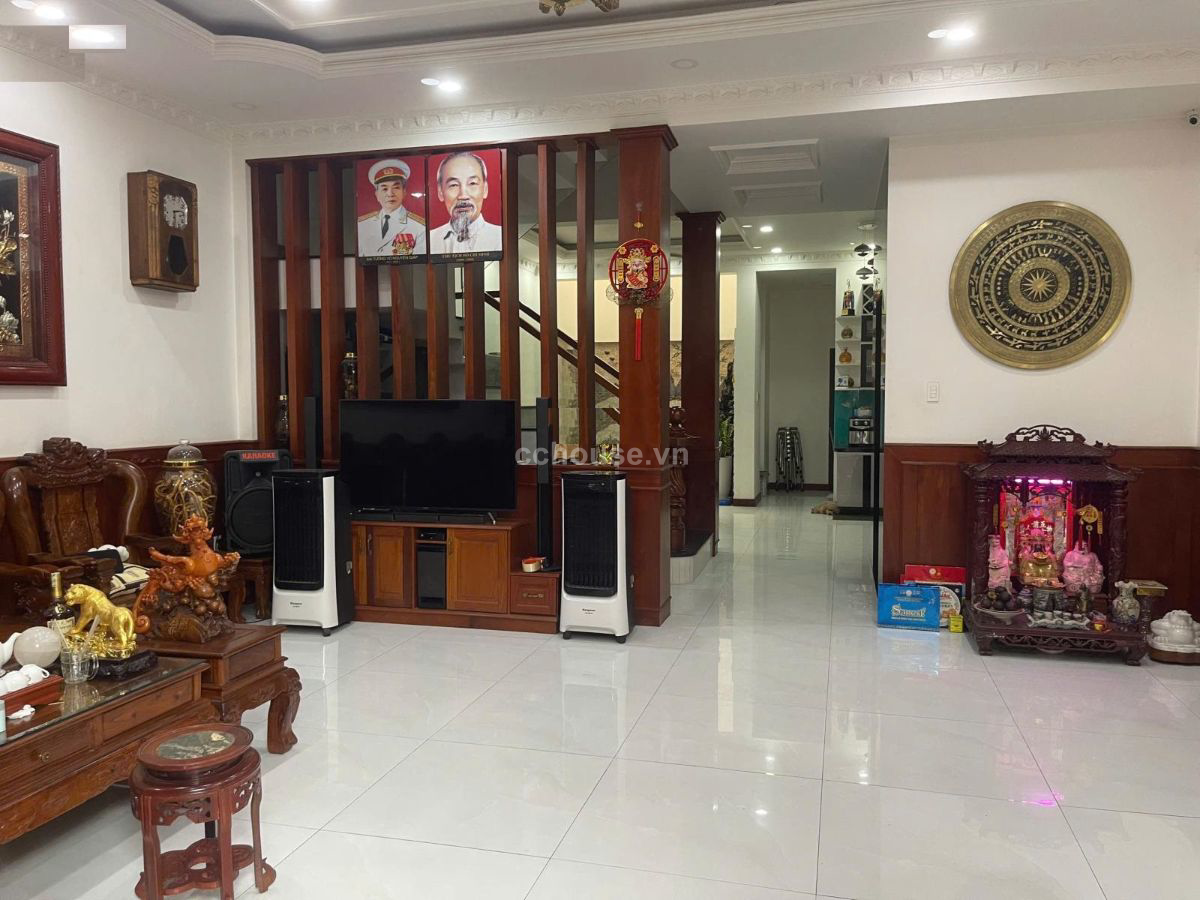 Bán nhà MT 16m Nguyễn Văn Huyên. DT 7x17m, 4 tầng thang máy