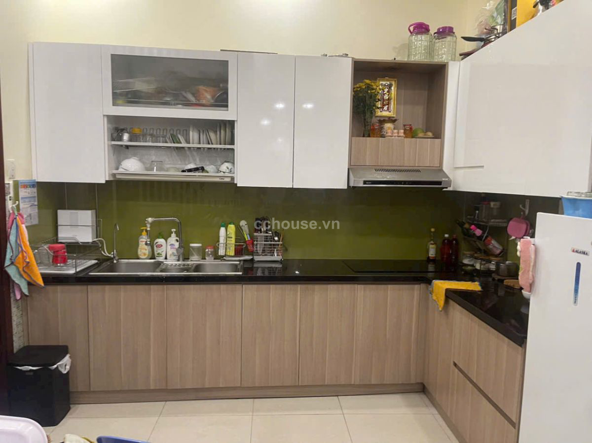 Nhà hẻm xe hơi lê văn sỹ Q3 NH:5m