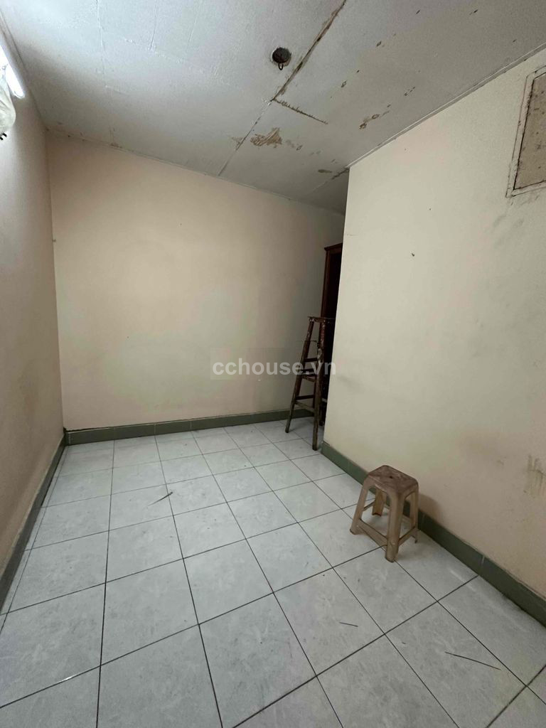 Cho thuê nhà MT Ngô Quyền, P.An Đông. DT 4x25m, 3 tầng