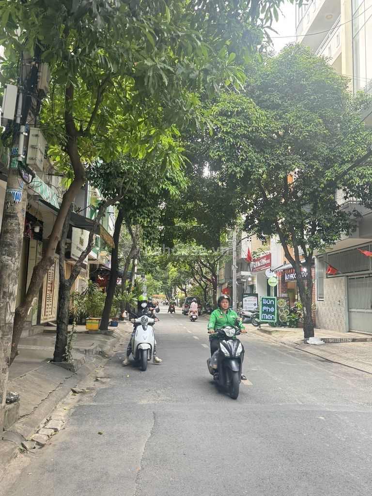 CHO THUE NGUYÊN CĂN MẶT TIỀN ĐƯỜNG BÀU CÁT; TÂN BÌNH_3 TẦNG + SÂN THƯỢNG