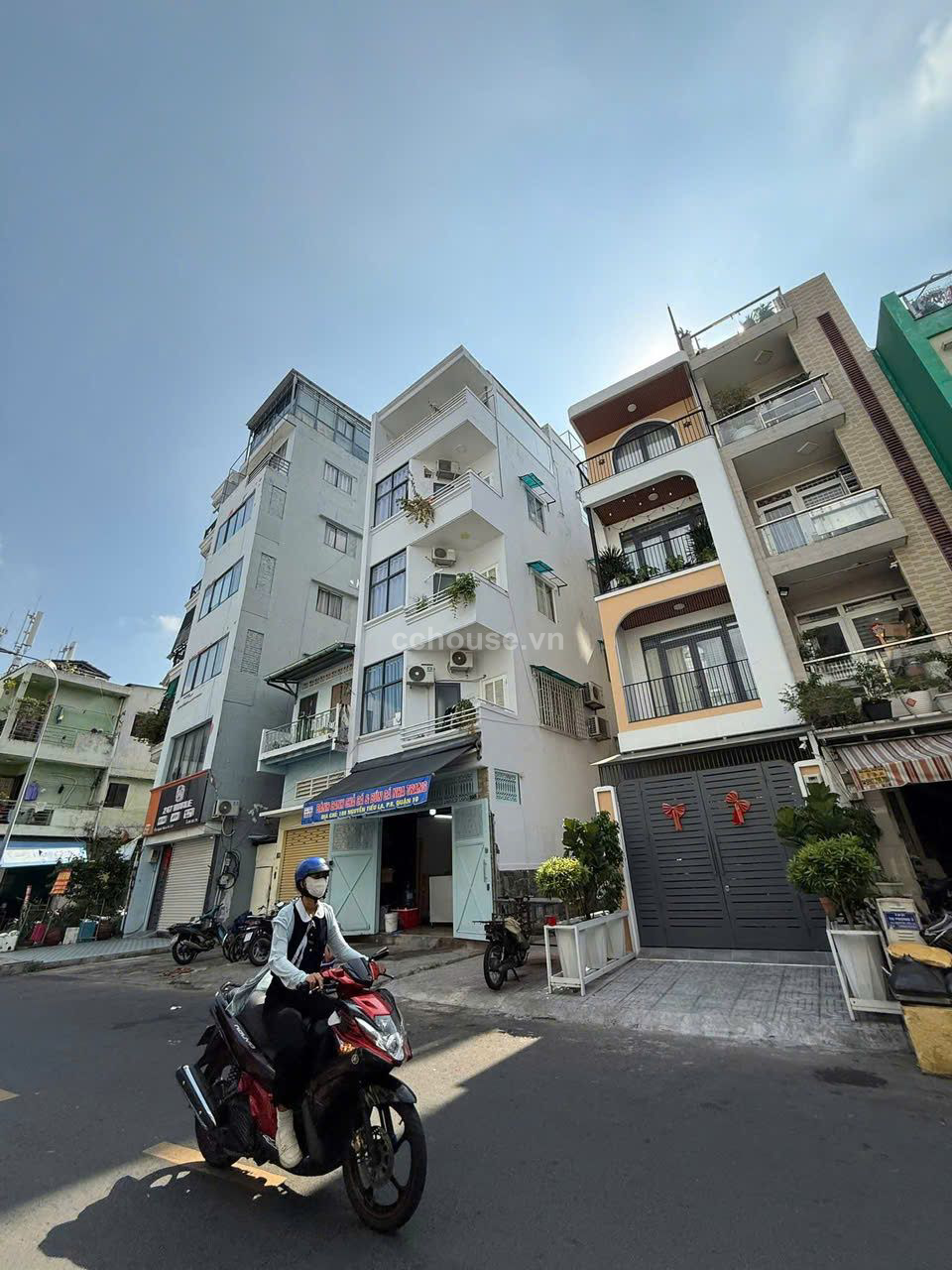 Ban-nha-5-tang-mat-tien-kinh-doanh-Nguyen-Tieu-La-Quan-10-60m2-id12330