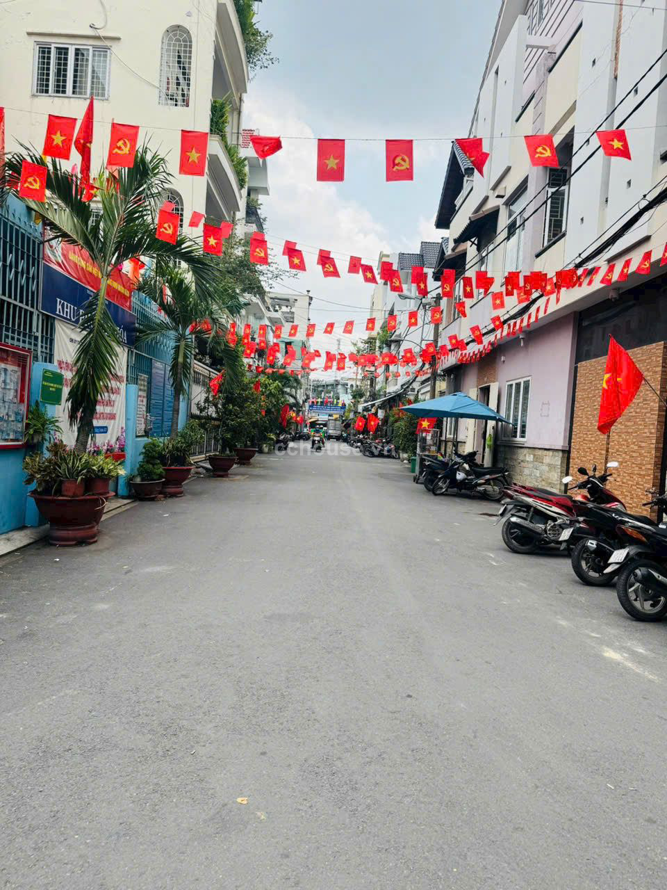 Nhà  khu Bàu cát hẻm nhựa 6m - Tân Bình 