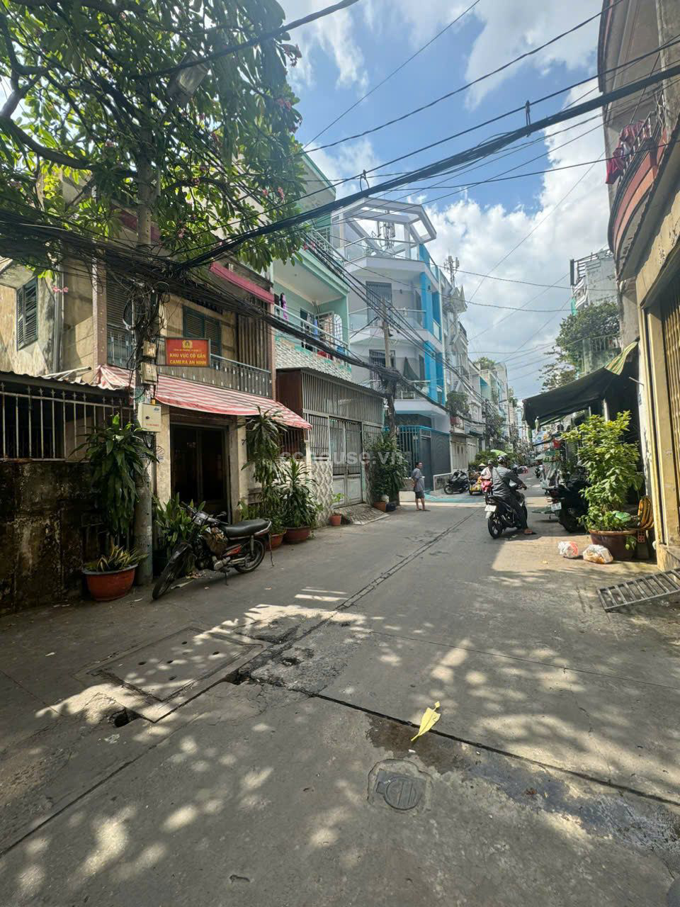 Bán nhà hẻm 32 Ông Ích Khiêm, P.Hòa Bình. DT 9x13m, 2 tầng