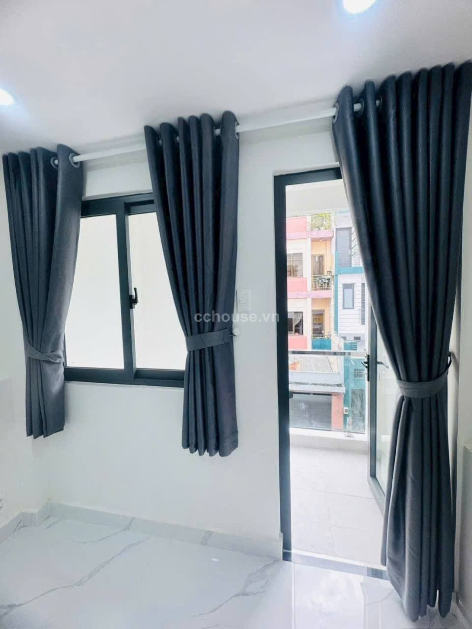 Bán nhà 4 tầng khu kinh doanh mặt tiền Nhật Tảo phường 8 Q10